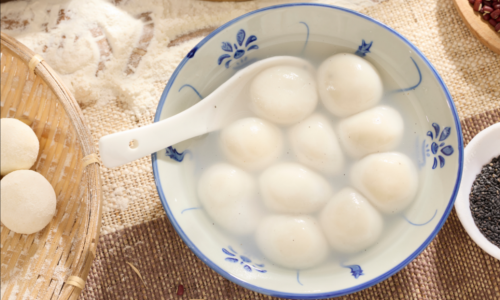 花灯逢元宵，今宵共团圆，伯豪生物祝老师们豪气满满，元宵喜乐！